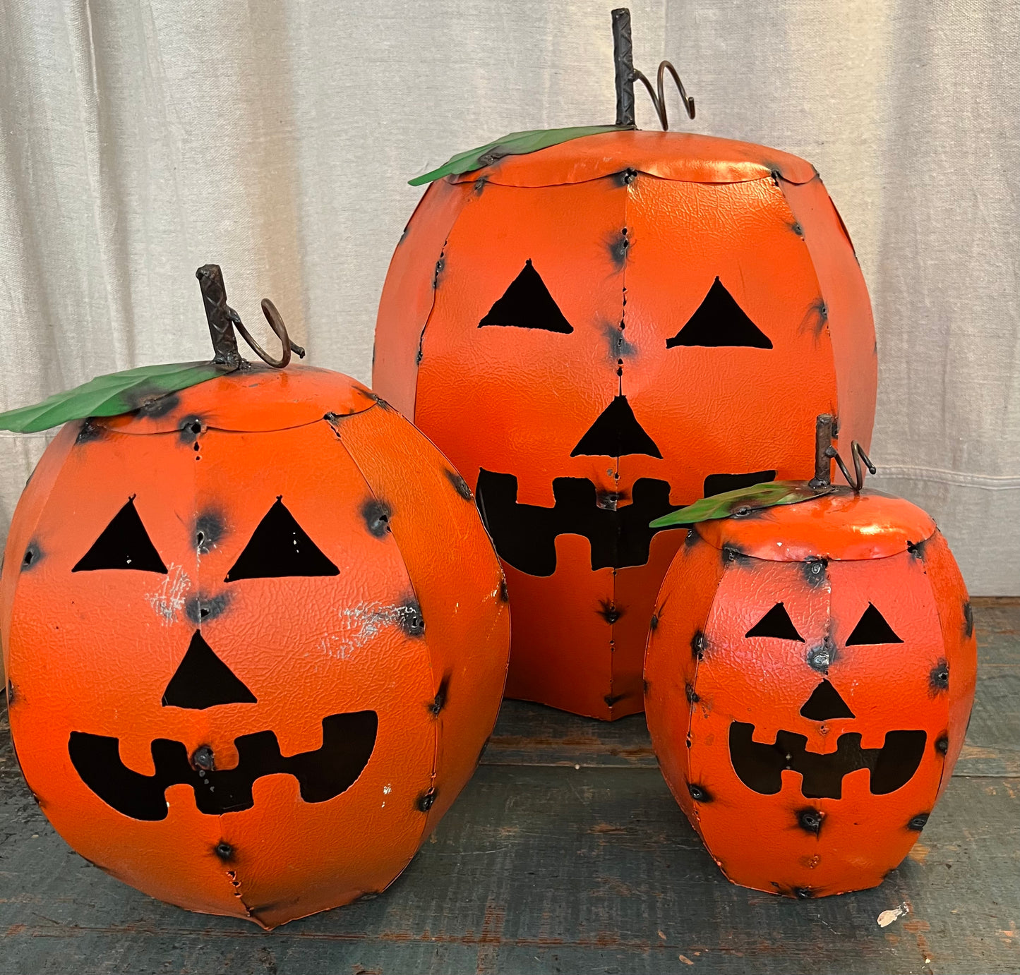 3 Decorative Orange Jack-O-Lantern