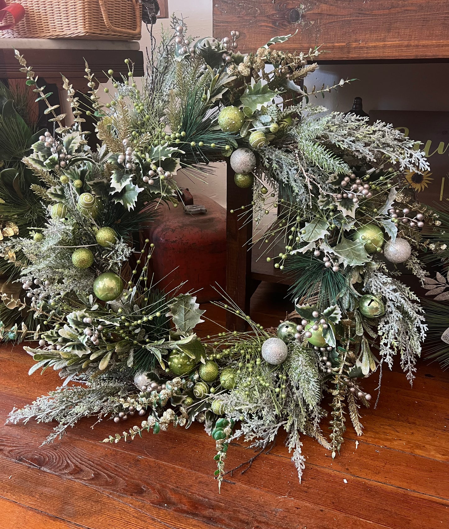 Holly and Christmas greens wreath (Large)