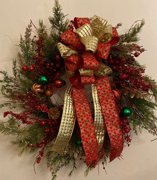 Red and gold Christmas colored wreath