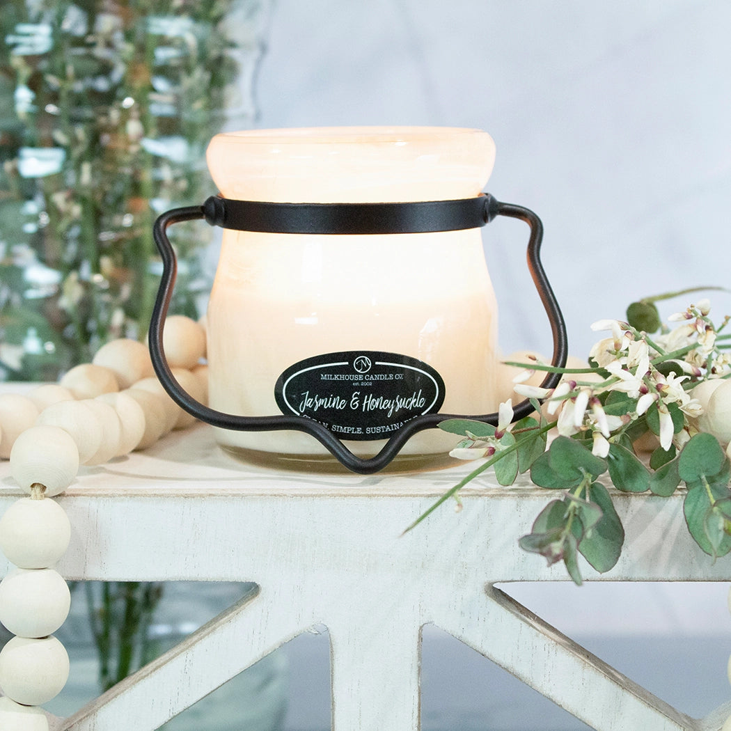 5 oz Cream Jar Soy Candle: Jasmine & Honeysuckle