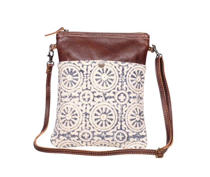 Ruggy Small & Crossbody Bag