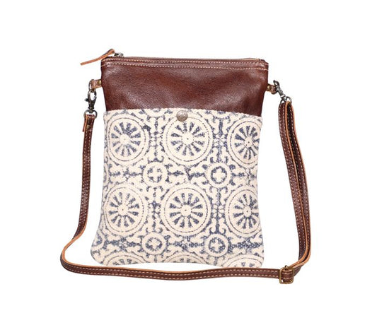 Ruggy Small & Crossbody Bag